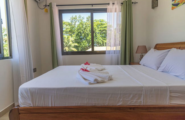 Yvon's Tropical Villa - Foto 10