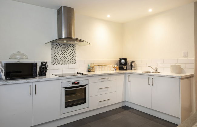 The Retreat at Stirling - Photo 9