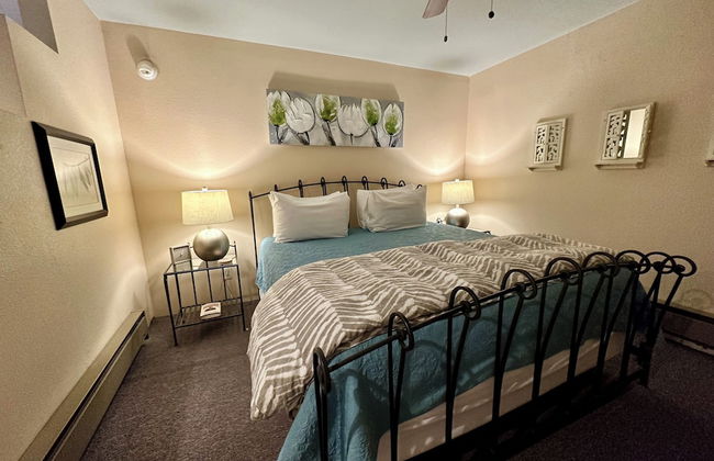 Bisbee Brownstone Suites - Photo 15