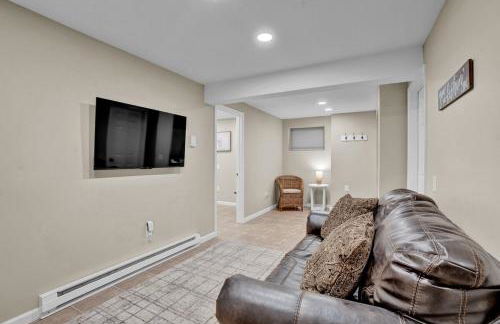 Winter Hideaway - Sled Hill, Hot Tub, Fireplace, Game Room - Foto 63