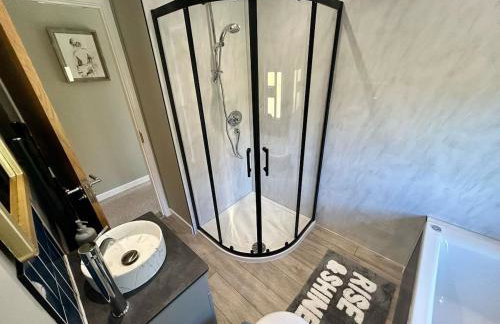 Grand Idyllic Hideaway Home With Hot Tub, Sleeps 8 - Foto 26