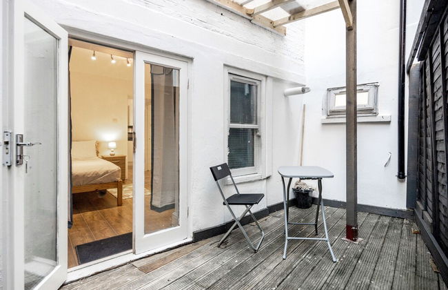 Charming 1-bed Basement Apartment in Lewisham - Foto 15