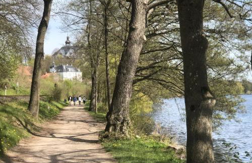 Lakeside Comfort with Balcony - Foto 37