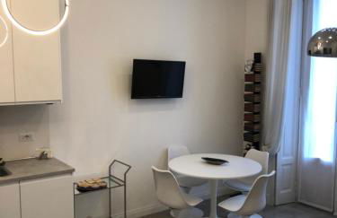 Casa Alberto da Giussano, elegante bilocale in centro con balcone sul parco - Foto 15