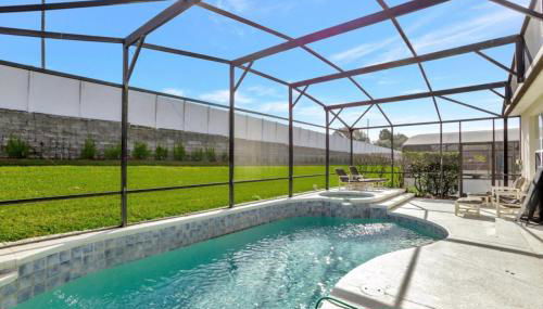 Luxury Pool Home 3 Miles from Disney & More! - Foto 5, Garden, sunbed, Garden view