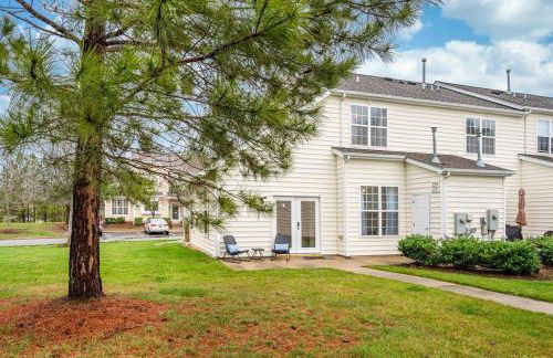 Duke 10 Min Away 3 Bedroom - Photo 48