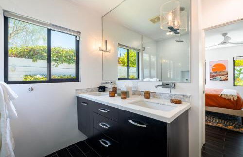 Casa Colibri | Tennis Club Elegance with Pool, Spa & Mountain Views - Foto 34