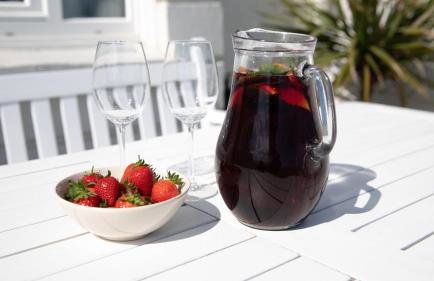 Beach View - A Truly Stunning House Opposite The Sea! Sleeps 10! Families, Friends, Contractors and Pets are all Welcome! - Foto 6