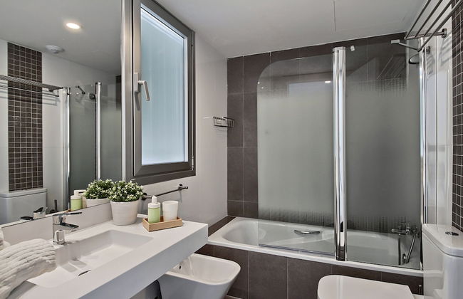 Carihuela Suites - Photo 23