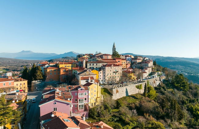 VILLA PORTUM - Serenity, Nature, Heated Pool, FAMILY ONLY - Photo 53