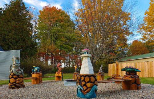 Spacious Pickleball Pines - Foto 8