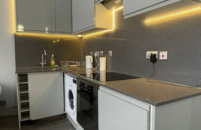 Baker Street Apartments - Photo 29