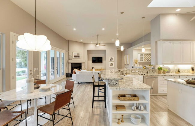 Sunridge by Avantstay Glorious Scottsdale Estate w/ Pool, Hot Tub, Ping Pong & Pool Table! - Foto 17