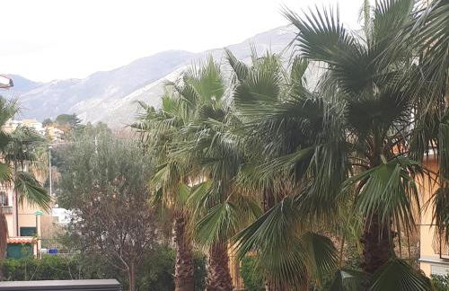 Spiaggia Serena - con giardino e box a 10 mt dal mare - Foto 3