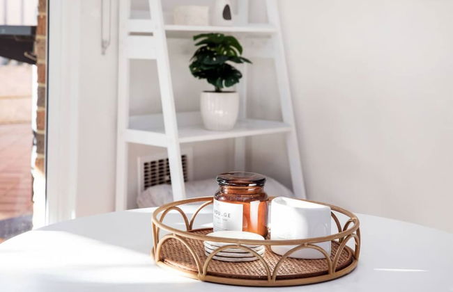 Idyllic Modern Scarborough Home Fireplace BBQ - Foto 24