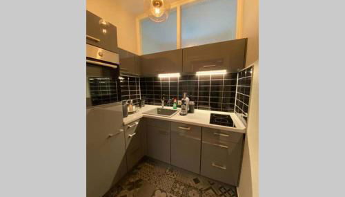 Perfekter Altbaucharme in zentraler Lage ! - Foto 3