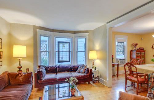 Historic Home with Sunroom - 5 Mi to Lambeau Field! - Foto 5