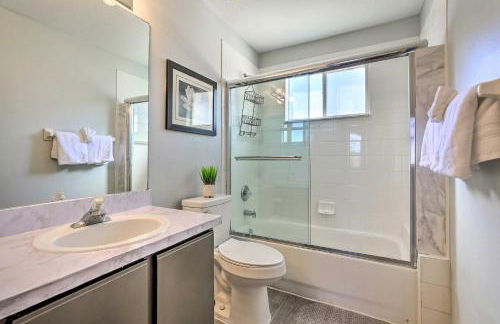 Less Than 8 Mi to Disney Getaway with Deck in Kissimmee! - Foto 20