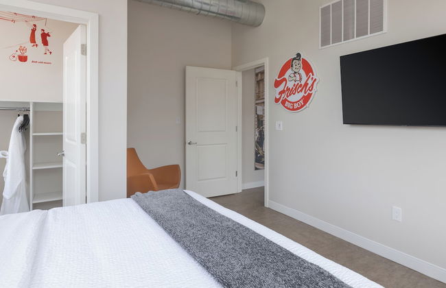 Unique Historic Experience Conveniently Located in the Heart of Cincinnati - Foto 24