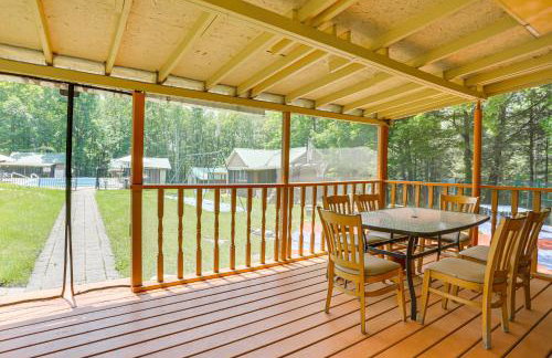 5 Mi to Marina and Raceways Mongaup Valley Retreat! - Foto 11