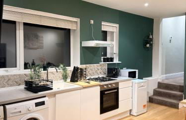 Autumn’s Retreat - Photo 4