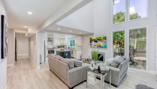 601-Lavish Family Home w AC & Patio near Meta & Stanford - Foto 4