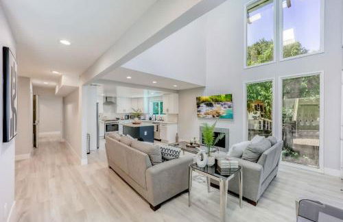 601-Lavish Family Home w AC & Patio near Meta & Stanford - Foto 4