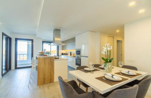 MARBELLA BANUS SUITES - Harbour Seafront Apartment - Foto 21
