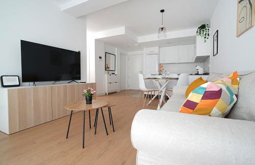 GALIHOST - Apartamentos con parking frente a la playa - Foto 9