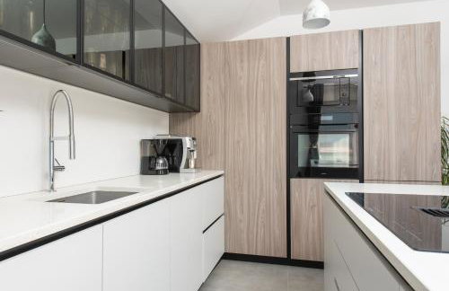 Luxury Villa Kristina with Heated Pool near Omis for 12 Guests - Foto 15