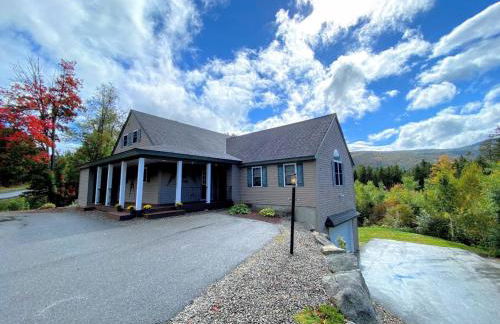 NEW Single family home with spectacular views and lots of space Privacy convenience and style - Foto 66