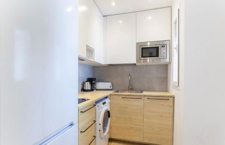 Universidad en Madrid - Photo 47