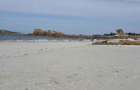 Amazing Home In Trévou-Tréguignec - Foto 19