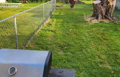 Cozy Neutral Farmhouse, Coffee provided, Relaxation optional - Foto 20