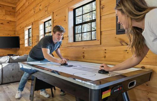 Cozy Cabin Game Room Fire Pit Grill Spa - Foto 36