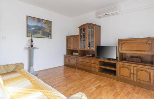 Six-Bedroom Holiday Home In Barban - Foto 21