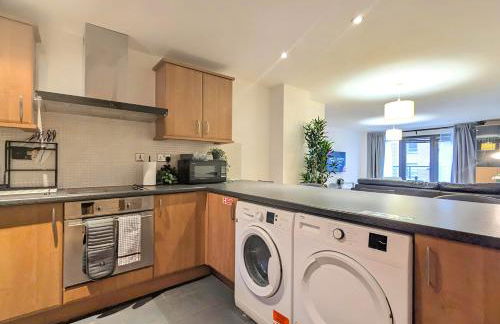 Spacious 2-Bedroom Apt in Heart of City Centre - Foto 5