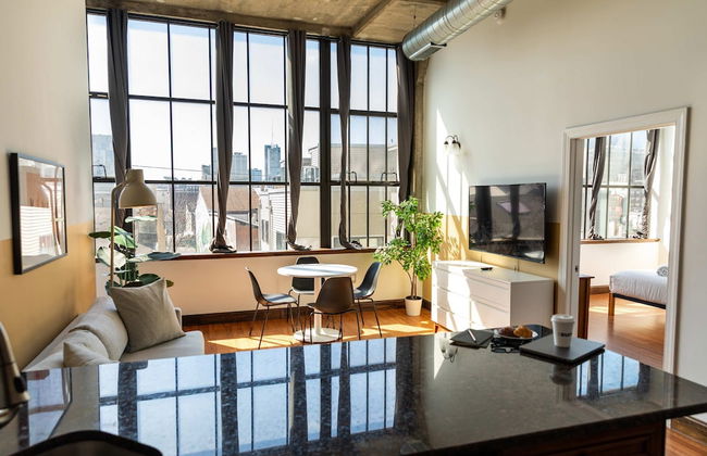 Sosuite 2BR Apt w W/d, Gym, On-site Restaurant - Foto 1