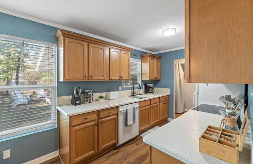 The Hickory House with Firepit- Boat Ramp Access to Cedar Creek Lake - Foto 3