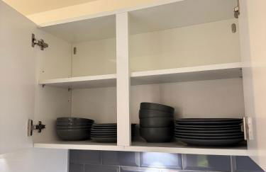 Parkside Luxury 3 bedroom home, 5 min to Ebbsfleet Station and has free Parking - Foto 32