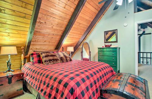 Conway Area Chalet with Mountain Views and Fire Pit! - Foto 18