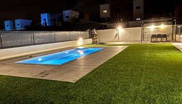 Casa con piscina y parking en Roda de Berà - Foto 1