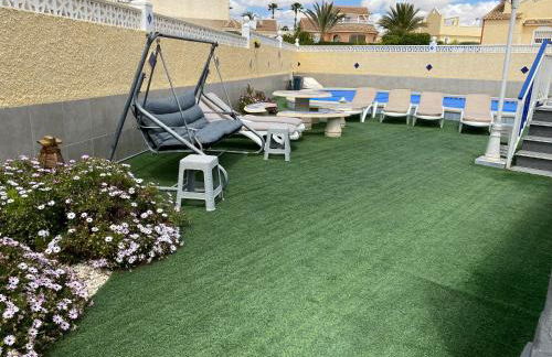 Ideal Location 3 Bed 3 Bath Villa With Pool On Camposol Sect B Close To Amenities - Foto 9