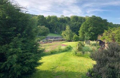 The Carthouse (Luxury 2 bed with private hot tub) - Photo 27