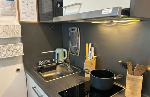 ModernesMiniZimmer-Stadtnah-SelfCheckIn-Parkplatz - Foto 4