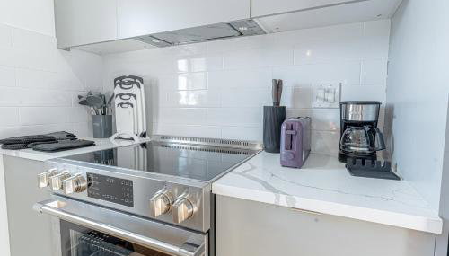 Bushwick Industrial1BR with Balcony - Foto 5, stove, dishwasher, toaster