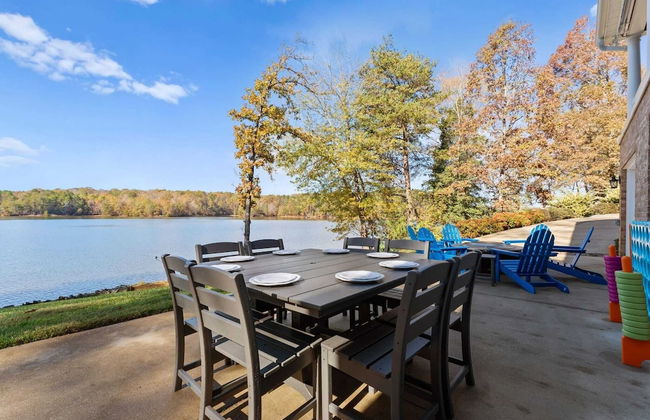 Sunset Pointe by Avantstay Waterfront, Beach, Fire Pit Sleeps 14 5bdr 4BA - Foto 17