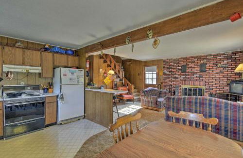 Walk to Green Lake and Beach Cozy Cabin with Deck - Foto 9