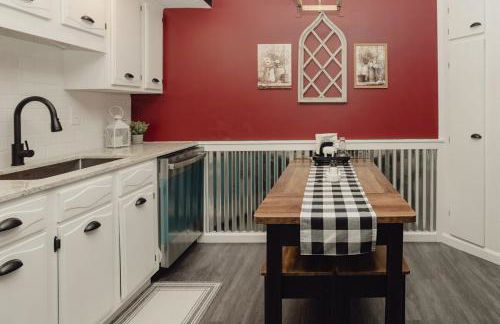 First Floor Getaway in Meadville - Foto 13