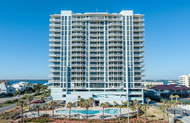 Emerald Dolphin Unit 650 - Foto 6